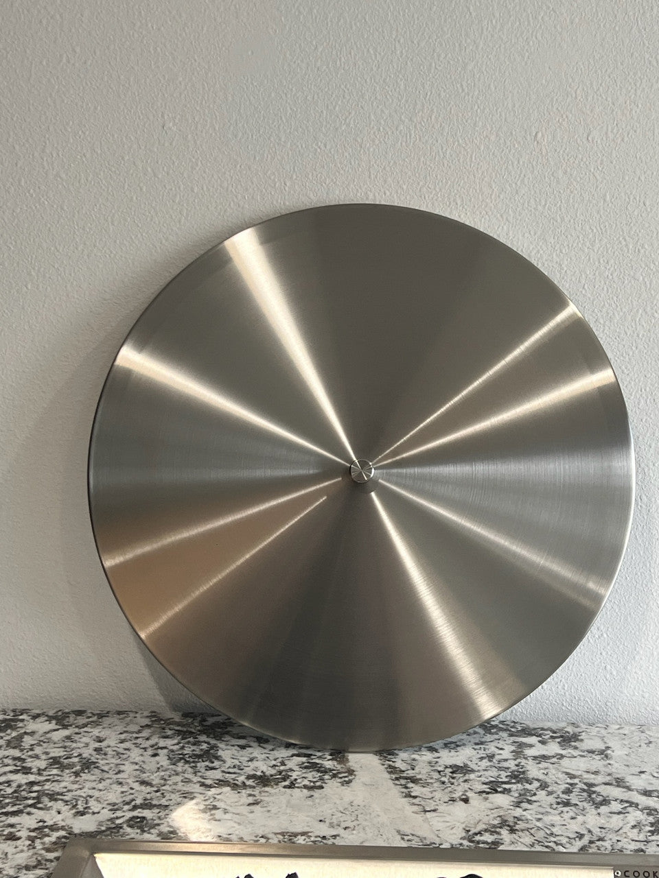 Round fire pit lid