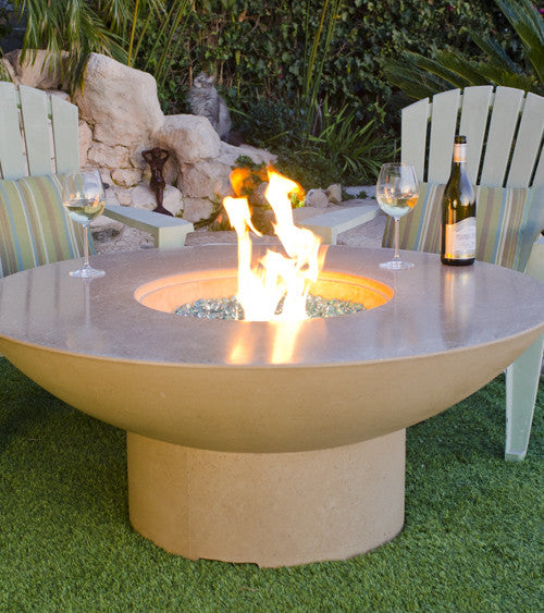 American Fyre Designs - Lotus - Chat Height Firetable - In use