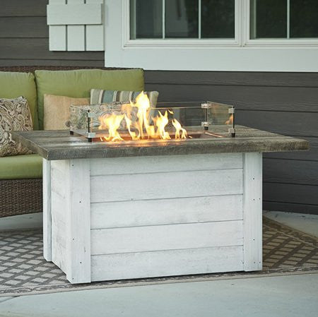 Outdoor Greatroom Alcott