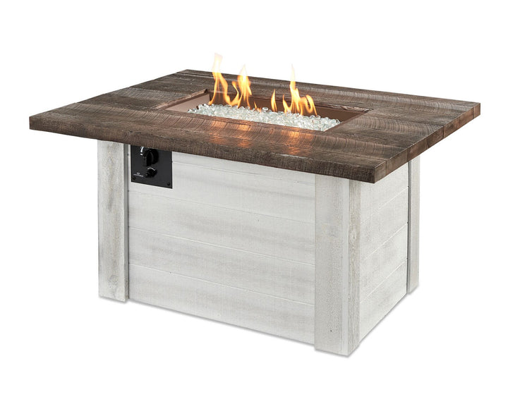 Outdoor Greatroom Alcott