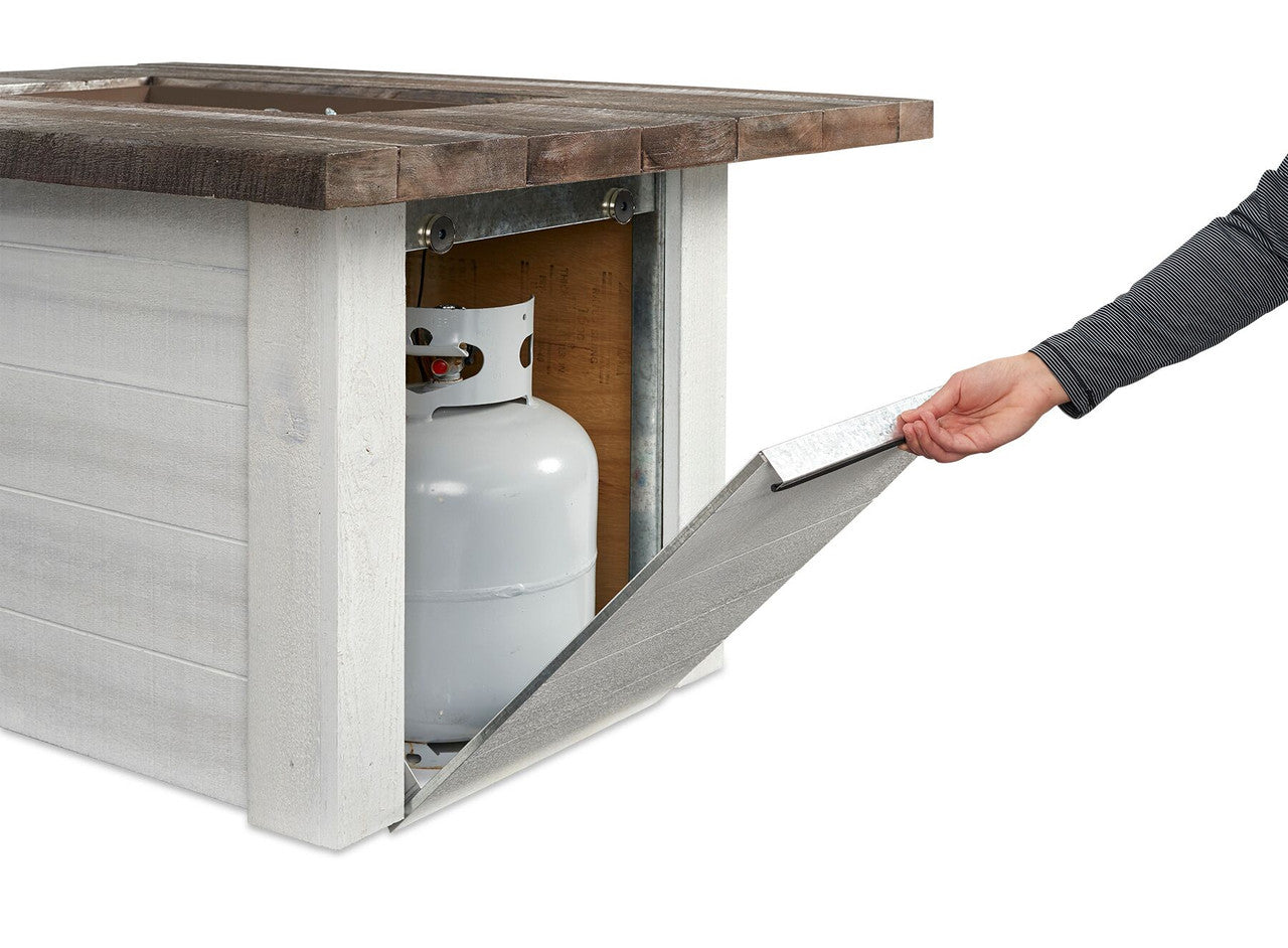 Outdoor Greatroom Alcott
